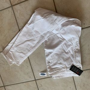 NWT! Old navy white rockstar jeans